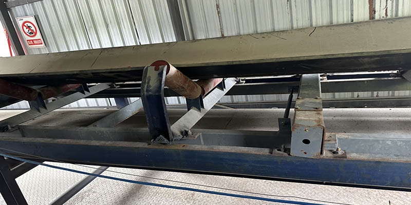 國(guó)諾小站 楊家洞鋁礦.jpg